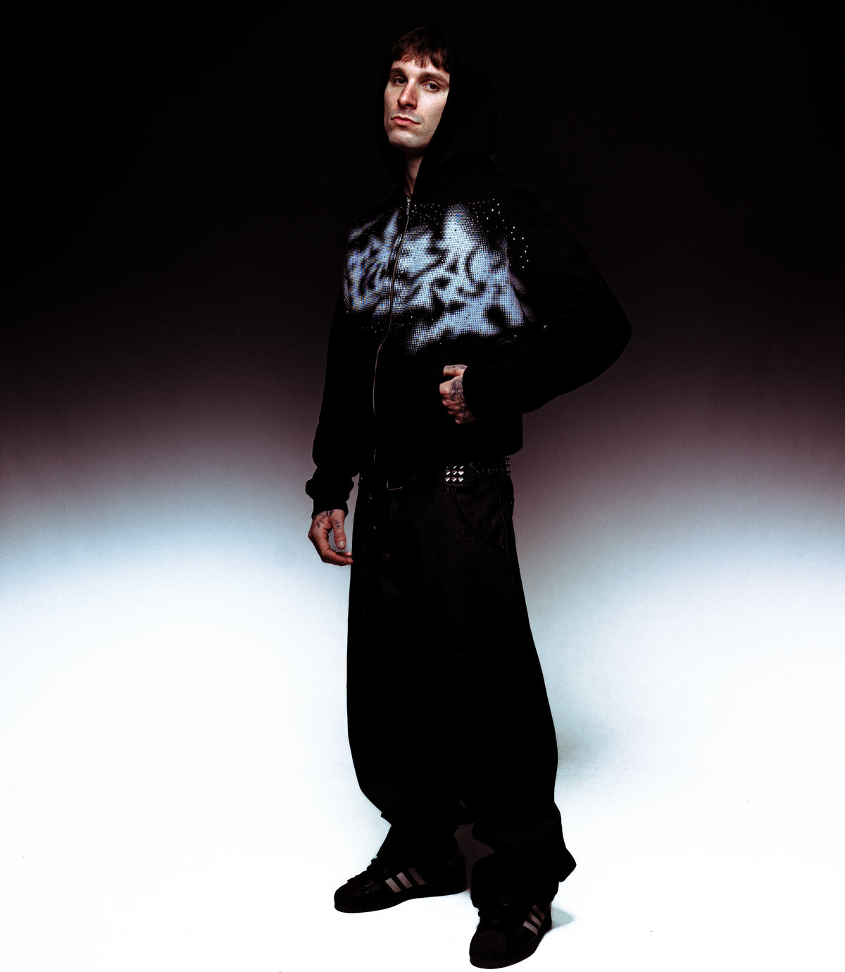 [PRE-ORDEN] HEAVYWEIGHT ZIPPER BLACK "EIGHT POINTS"