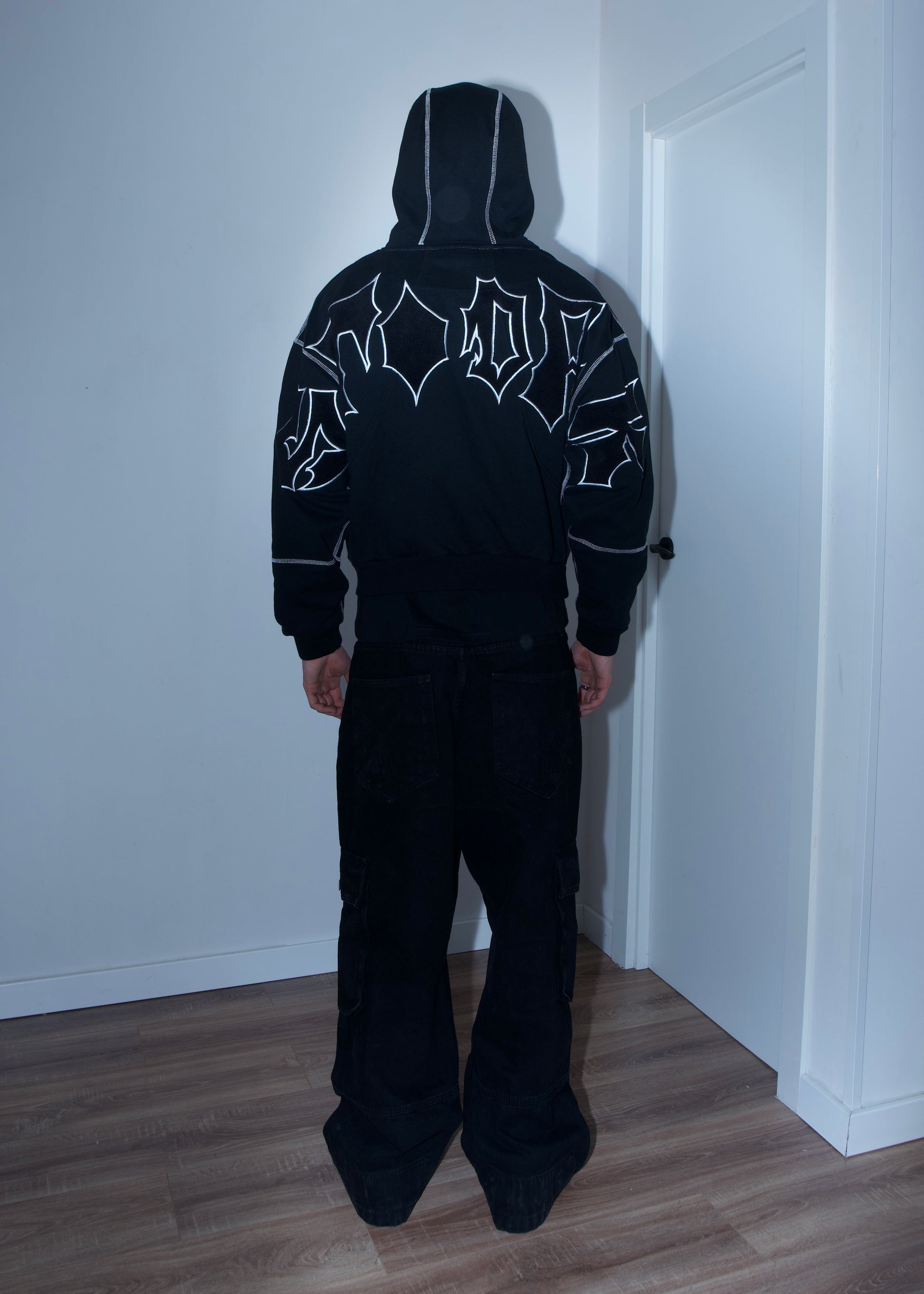 [PRE-ORDEN] HEAVYWEIGHT HOODIE BIG LOGO WHITE SEAMS